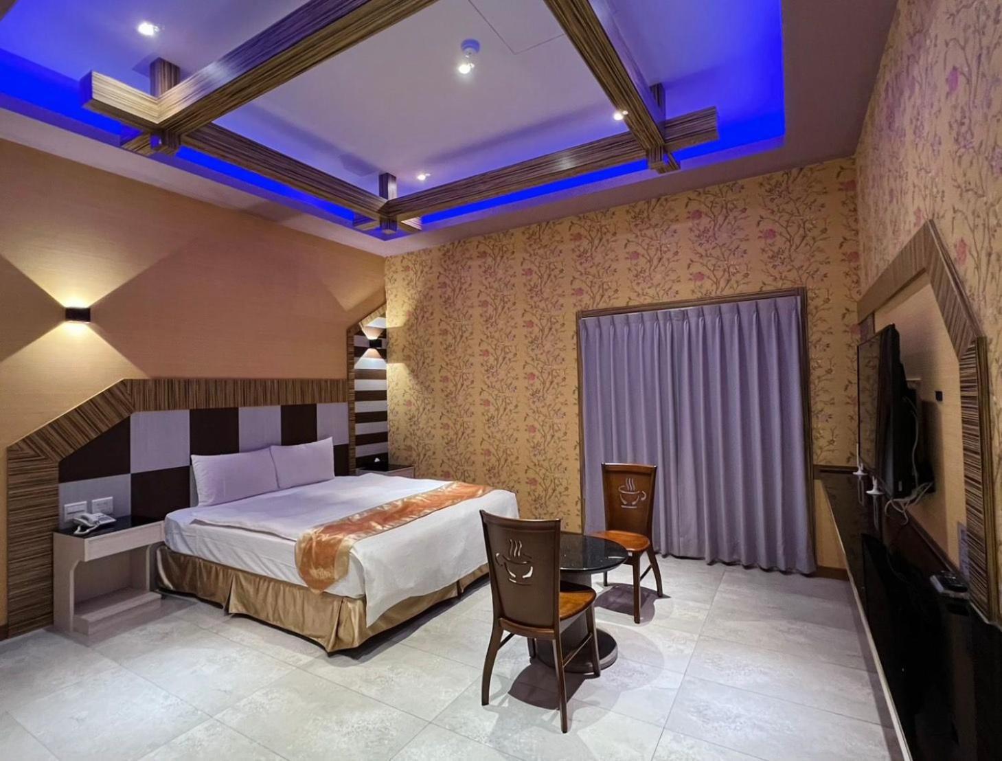 Wei Feng Exquisite Motel Pintung Branch Pingtung Ngoại thất bức ảnh