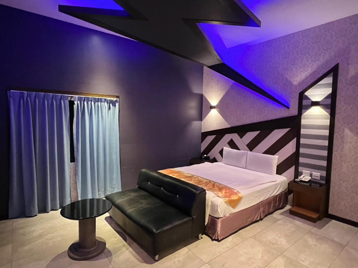 Wei Feng Exquisite Motel Pintung Branch Pingtung Ngoại thất bức ảnh
