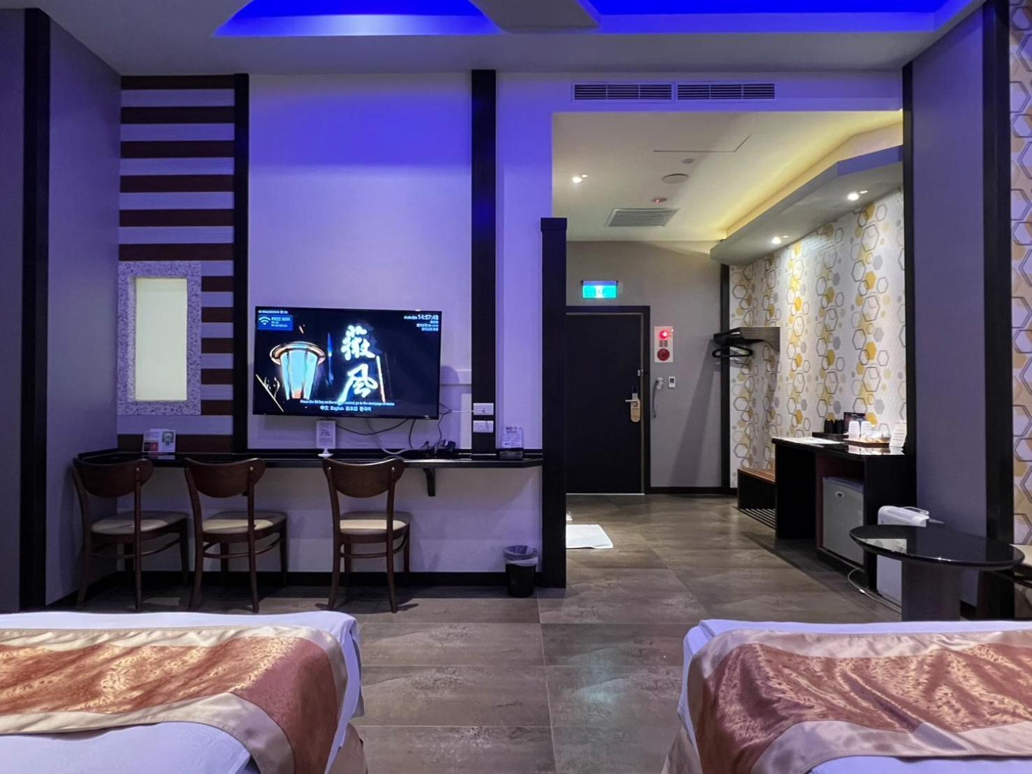 Wei Feng Exquisite Motel Pintung Branch Pingtung Ngoại thất bức ảnh