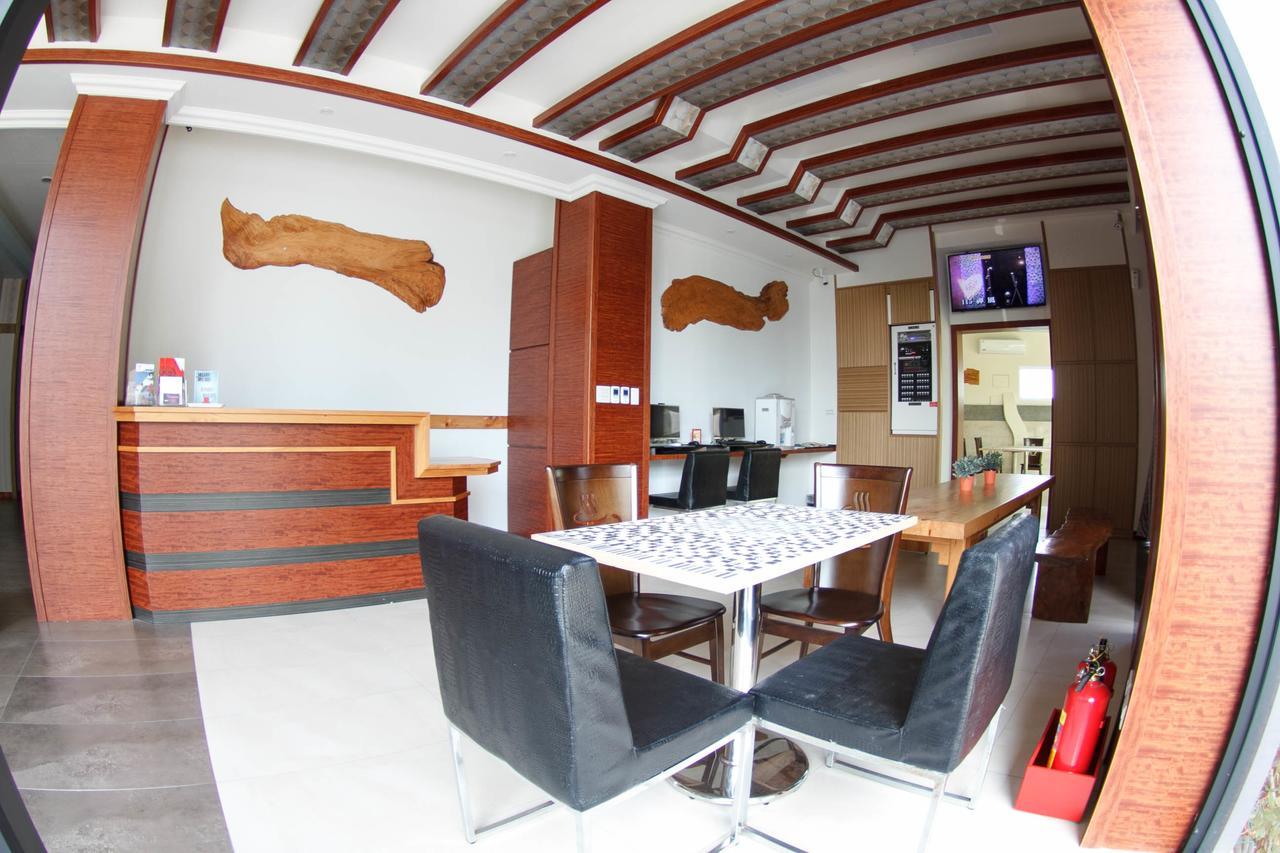 Wei Feng Exquisite Motel Pintung Branch Pingtung Ngoại thất bức ảnh